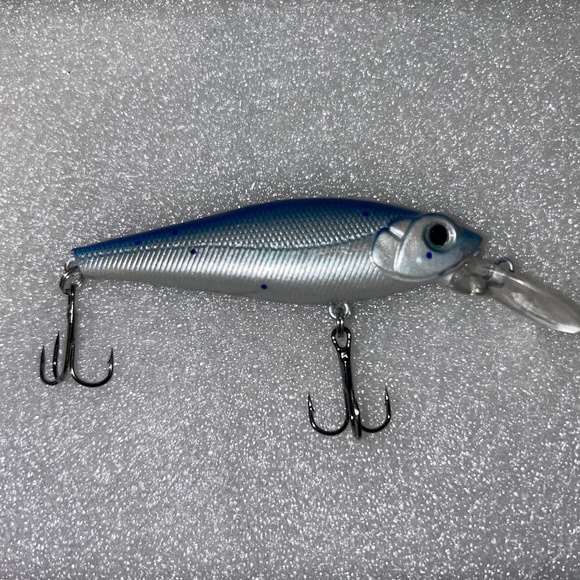 Fishing Lures - Picture 1 of 2